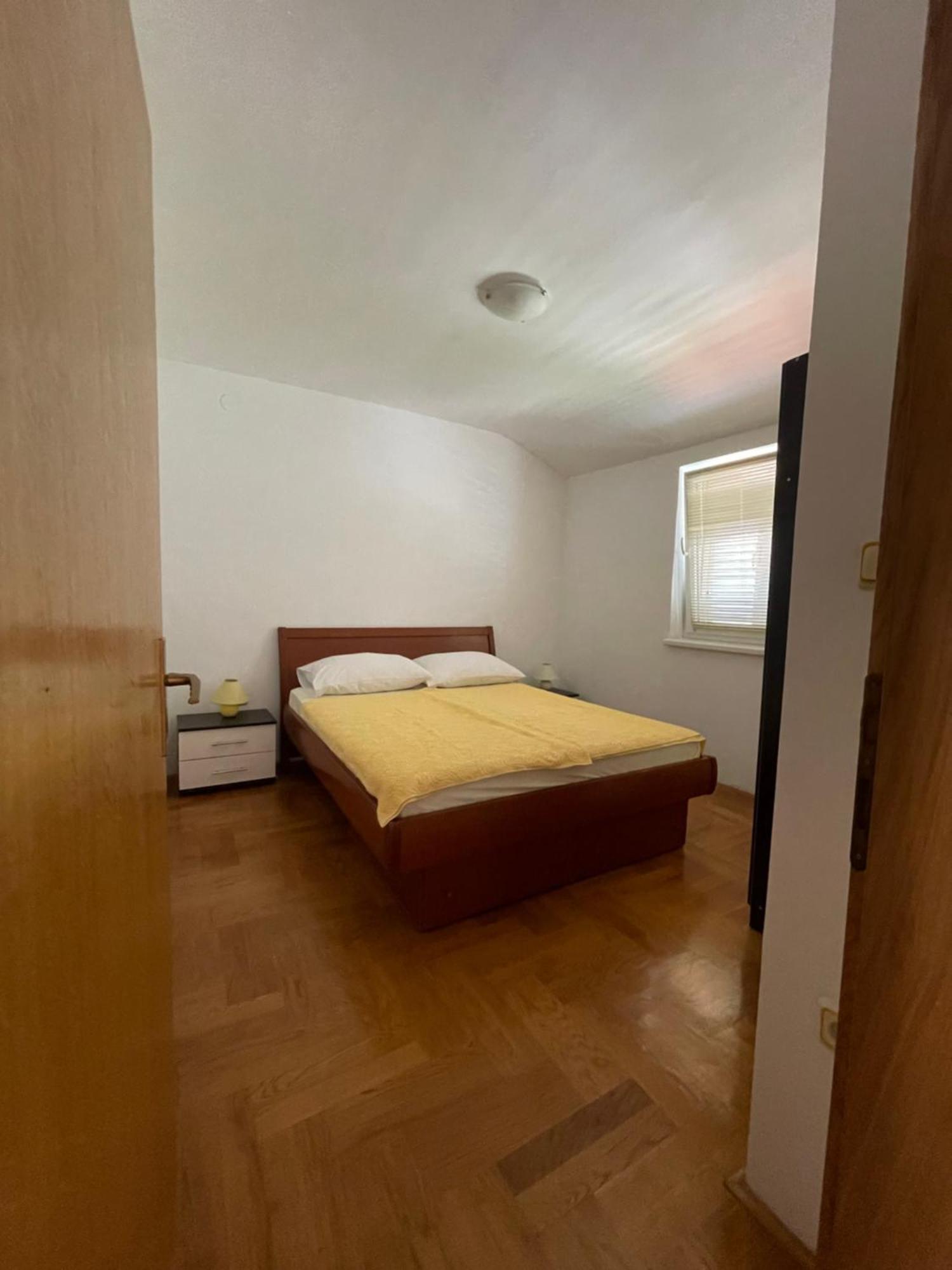 Apartments Dunja มาลินสกา ภายนอก รูปภาพ