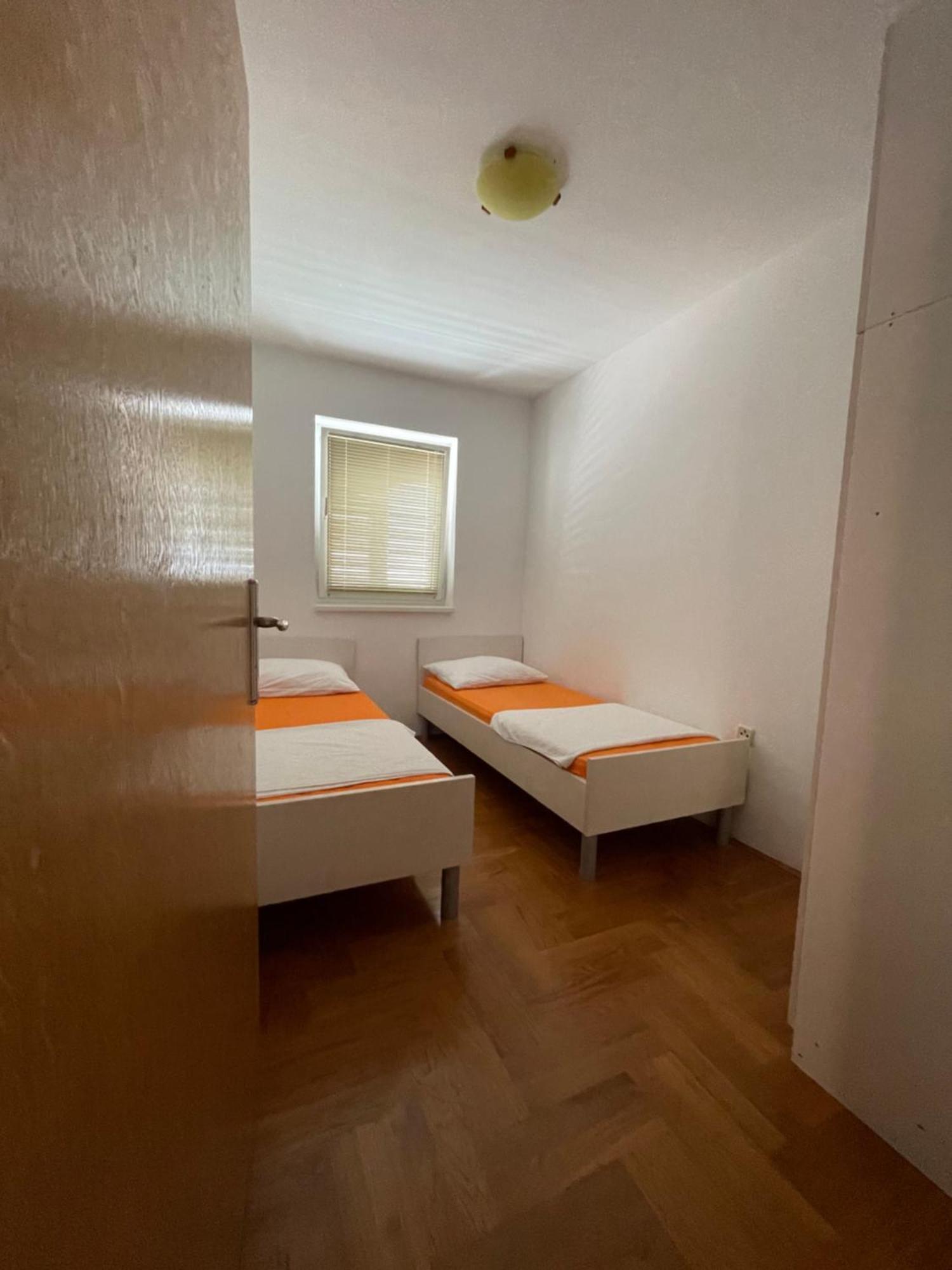 Apartments Dunja มาลินสกา ภายนอก รูปภาพ